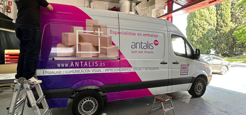 Nueva imagen flota de vehículos Antalis